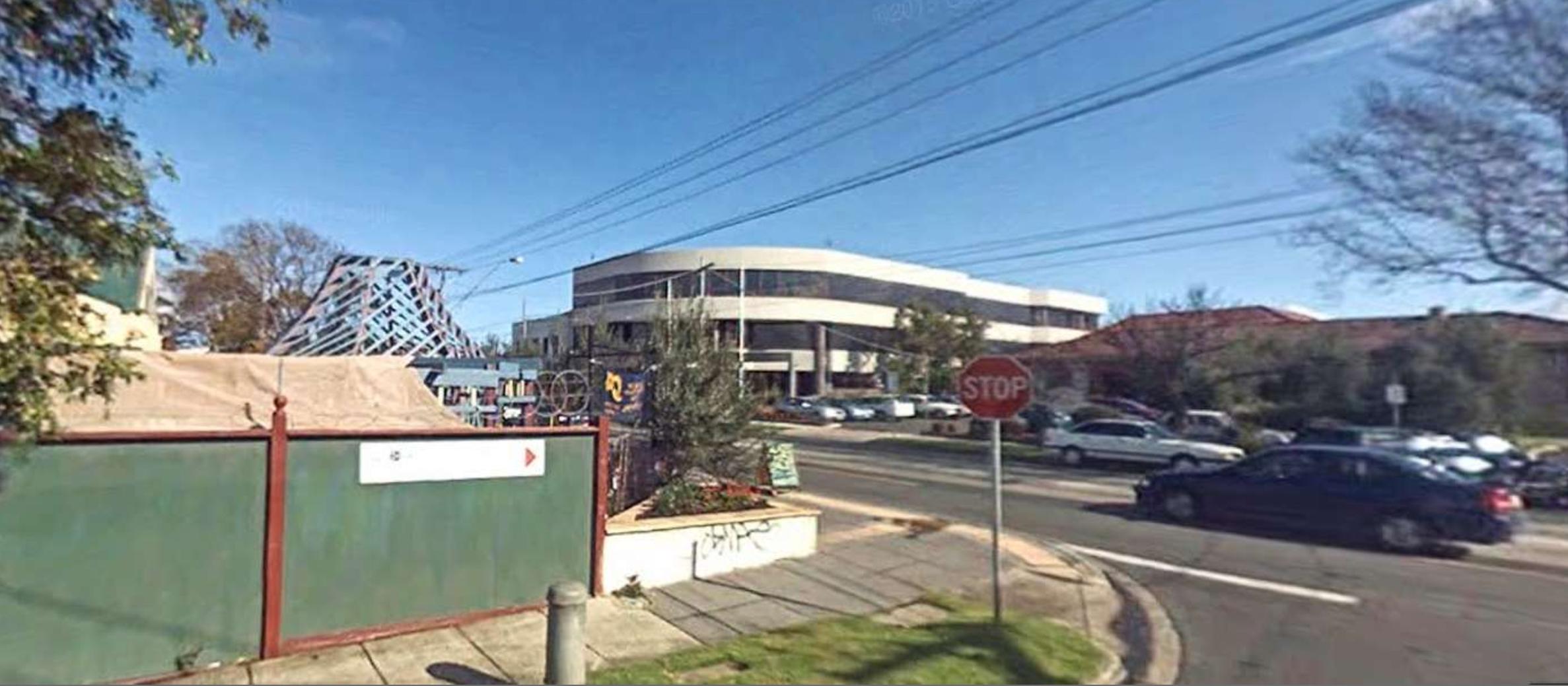 AUS: ‘Bomb proofing’ Melbourne Jewish centre: Government funds $500,000 security wall