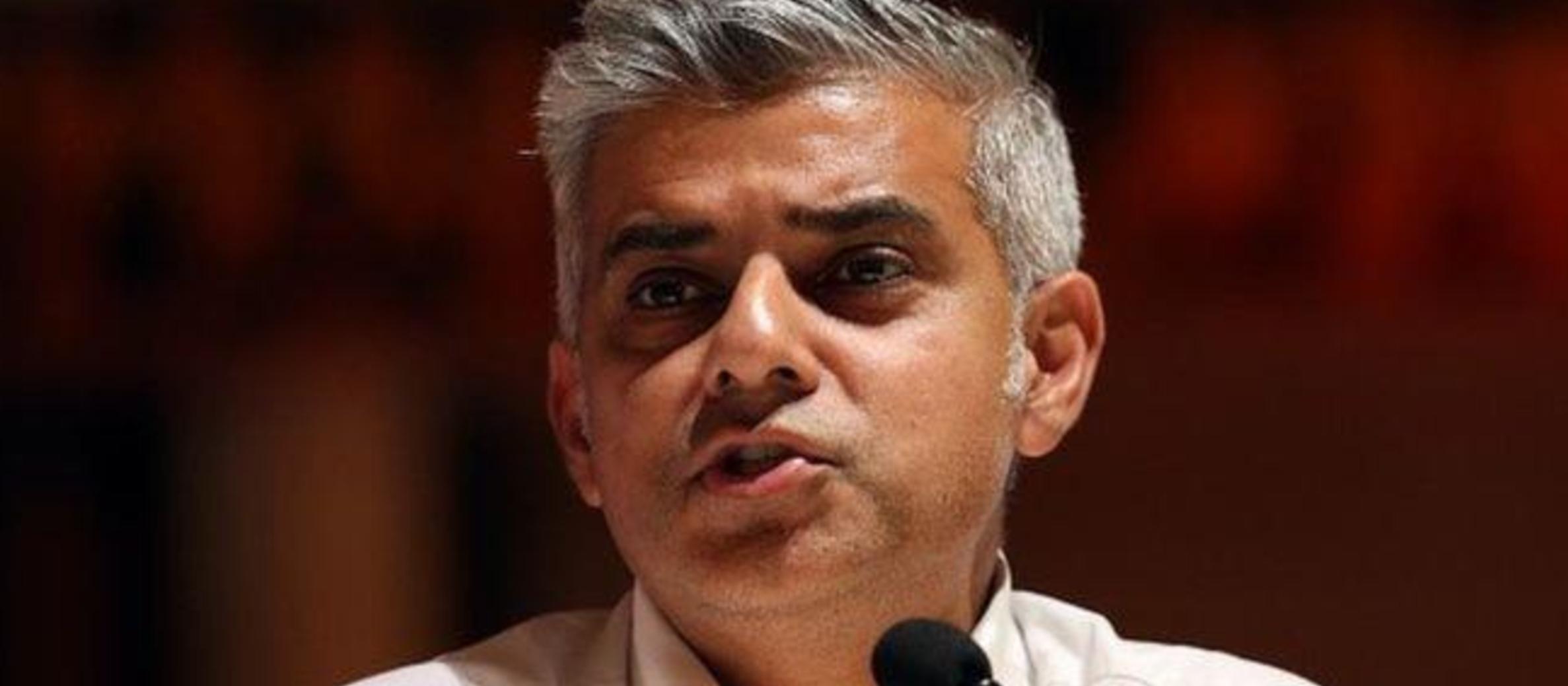 London’s first Muslim mayor targeted with anti-Semitism after attending Holocaust event