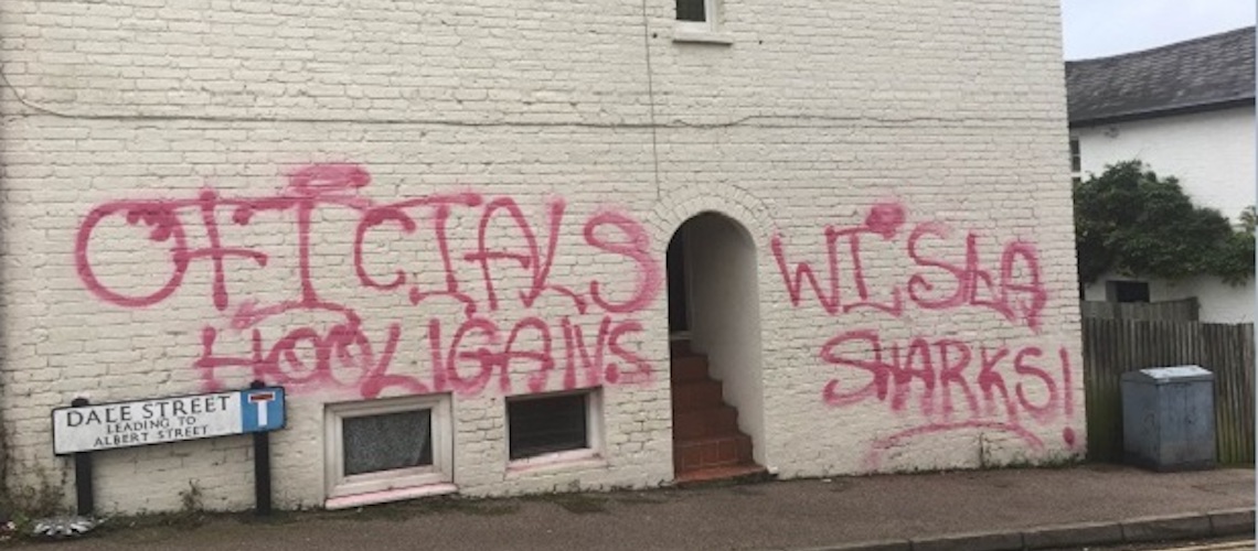 UK: Two jailed after anti-Semitic graffiti spree in Tunbridge Wells