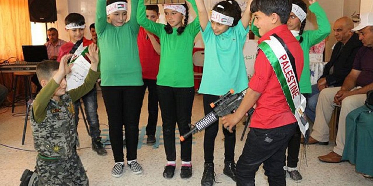 Palestinian school children burn Balfour Declaration copies on anniversary