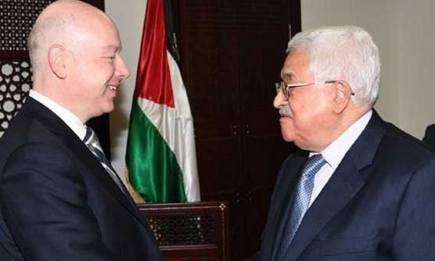 Abbas to visit White House in May