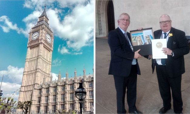 CUFI delivers over 2000 of YOUR Jerusalem postcards to Parliament