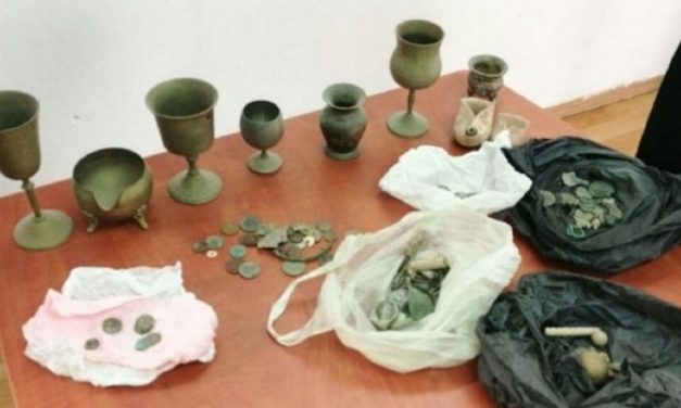 Israeli police recover millennia-old antiques stolen by Palestinian