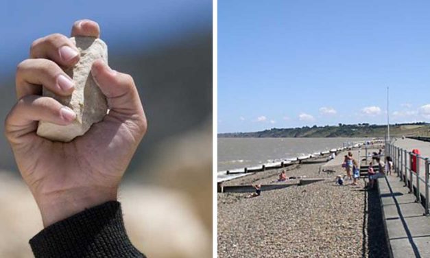 Anti-Semitic mob pelts Jewish family with stones on Kent beach