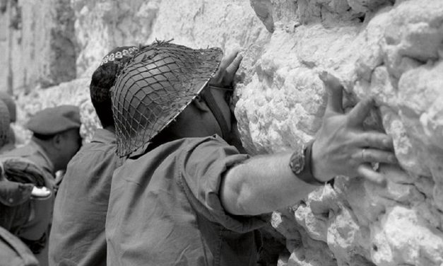 WATCH: The incredible moment Israeli forces liberated the holy city