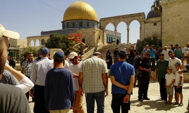 Incredible! Unprecedented number of Jews ascend Temple Mount on day of mourning