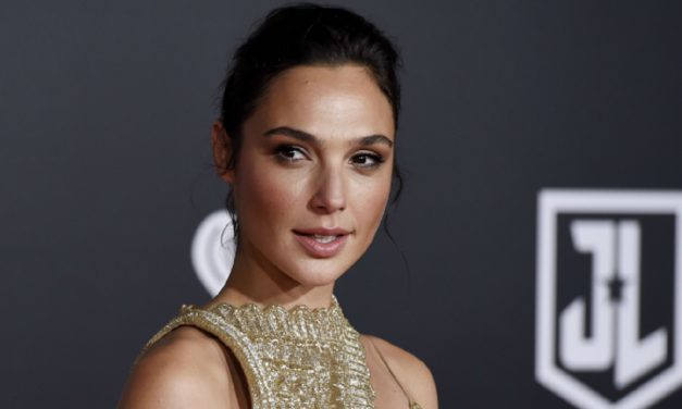 Palestinians and Lebanon ban ‘Justice League’ film over Israel’s Gal Gadot