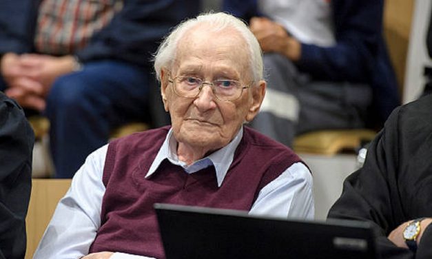 ‘Bookkeeper of Auschwitz’s’ plea for mercy rejected