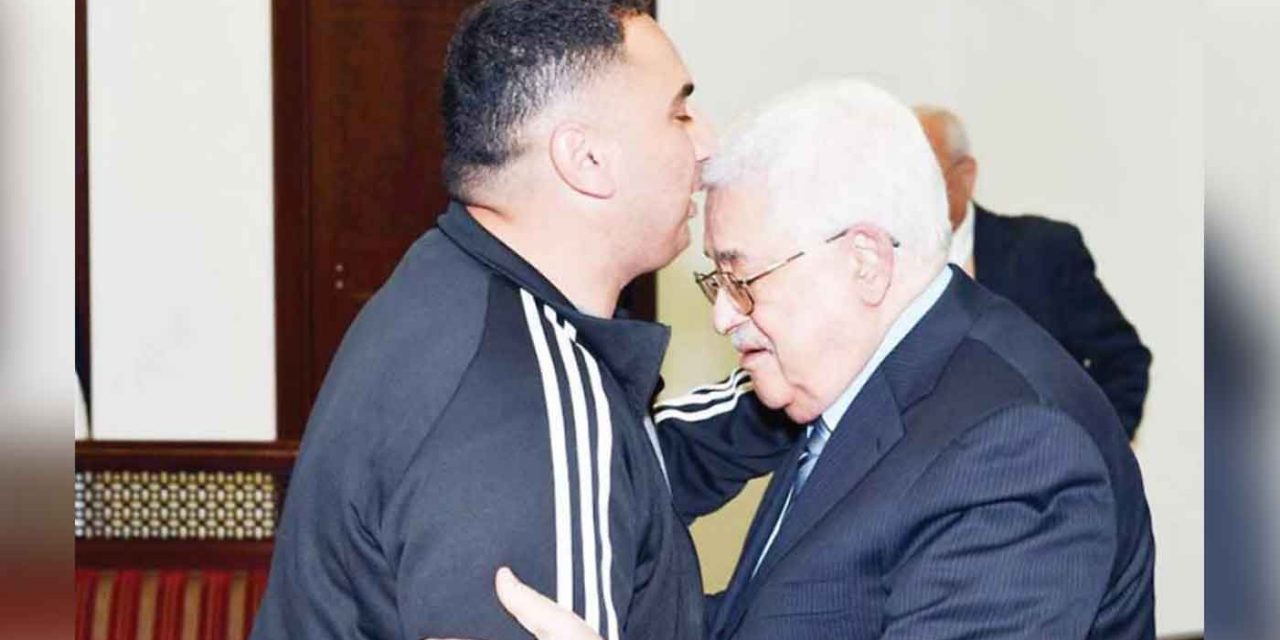 Abbas warmly welcomes terrorist home after release from Israeli prison