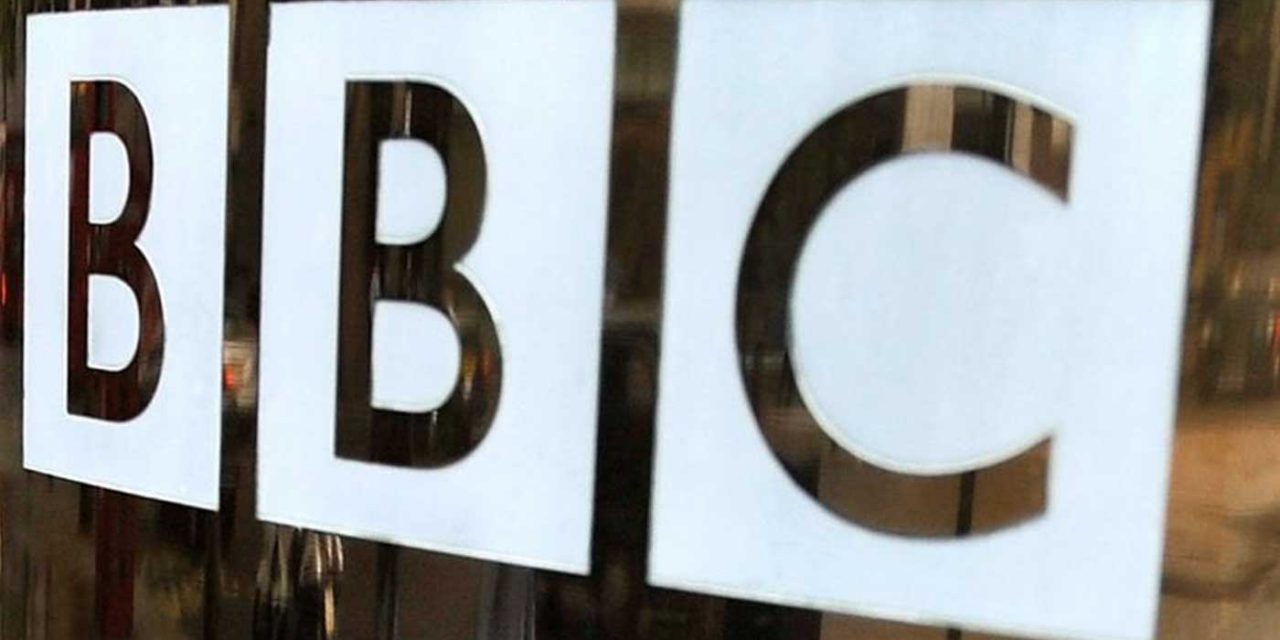 BBC presenter misquotes “list of bad people” to include “Israelis”