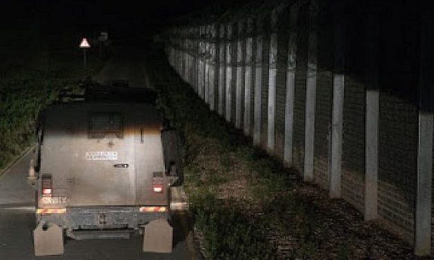 Overnight: IDF sends aid to Syrians fleeing Daraa