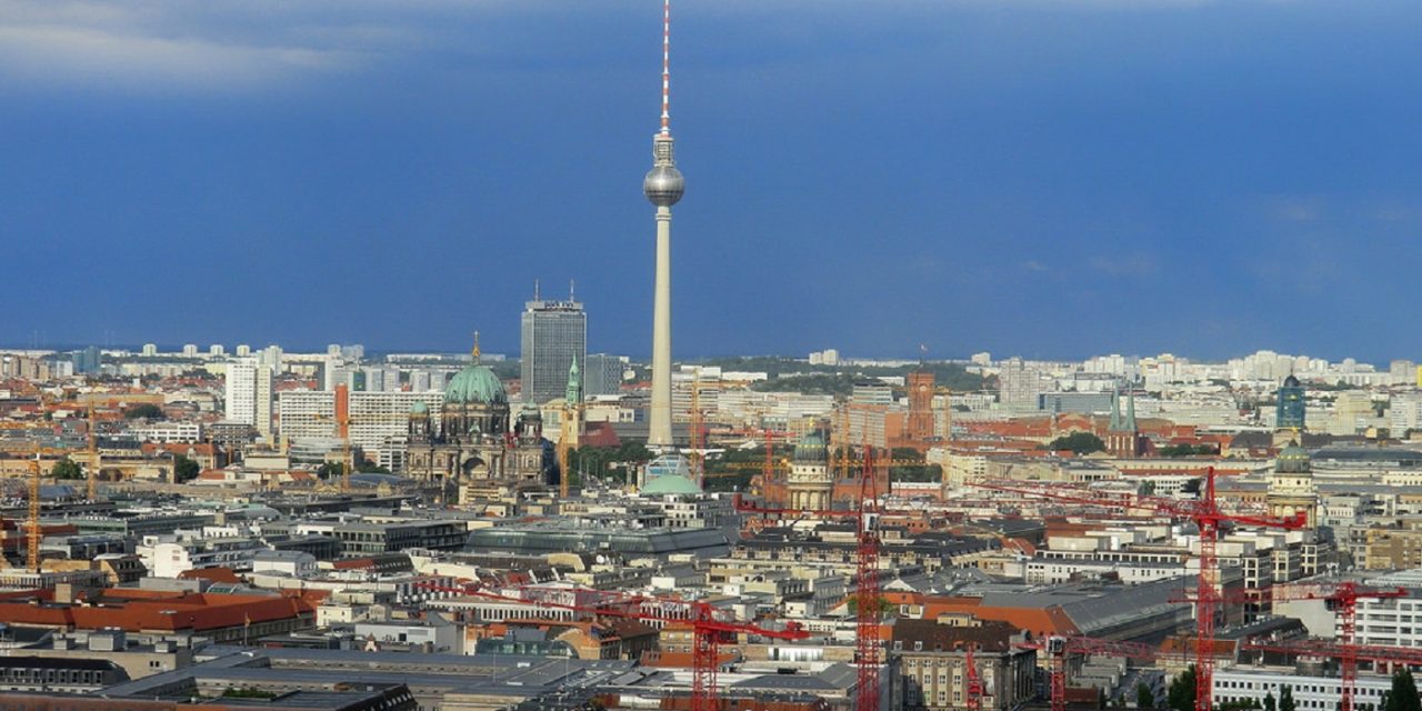 Berlin: Jewish man beaten-up by group of TEN for wearing Star of David