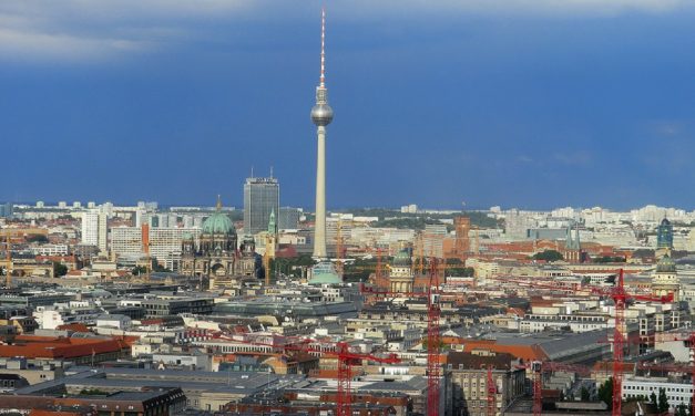 Berlin: Jewish man beaten-up by group of TEN for wearing Star of David