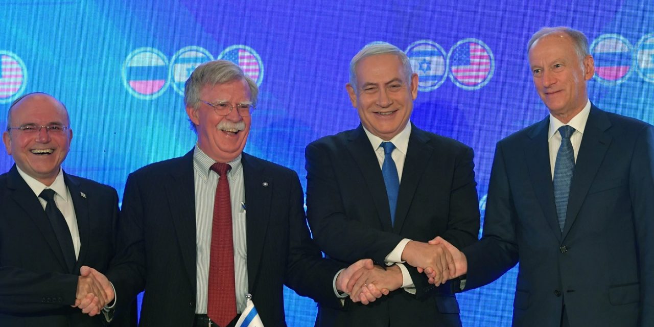 Israel, US and Russia meet in Jerusalem for “historic” talks