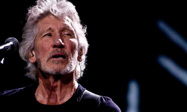 Roger Waters smears Israeli public with false story about “chilling” crowd reaction