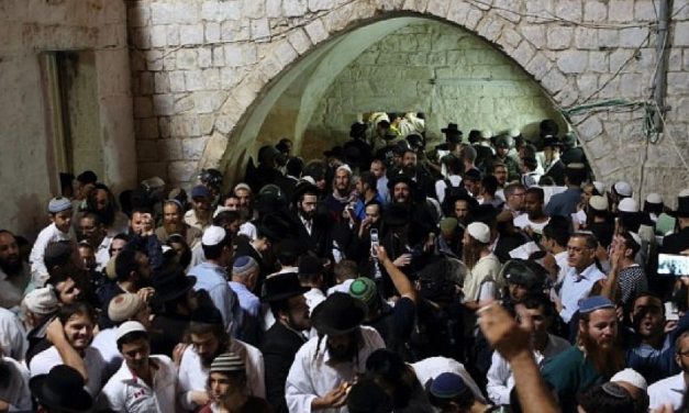 Terrorist critically injured after firebomb aimed at Jewish worshippers explodes prematurely