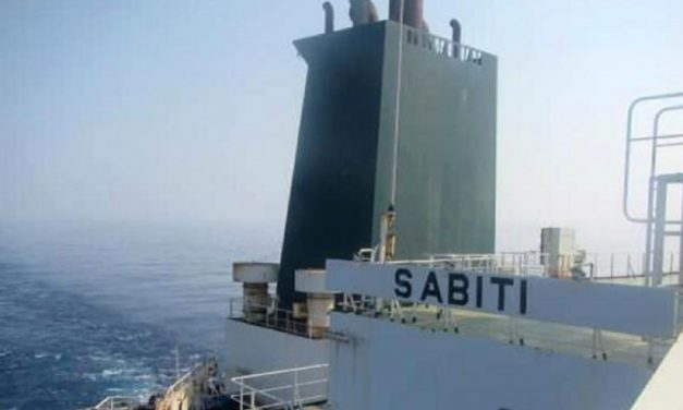 Iranian oil tanker in Red Sea hit by missiles – Reports