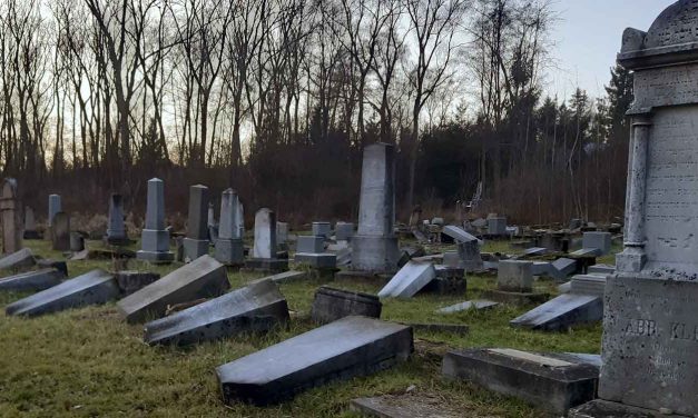 Vandalised Jewish cemetery in Slovakia sparks anti-Semitism online