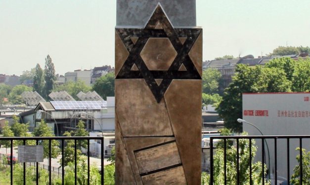 Berlin: Youths sexually assault man in anti-Semitic attack near Holocaust memorial