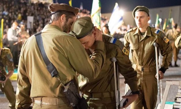 “Nothing will stop us” – IDF soldiers injured in car-ramming still attend their swearing-in ceremony later in the day