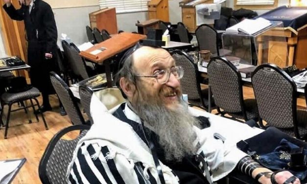 US: Rabbi stabbed in Hanukkah machete attack dies from wounds
