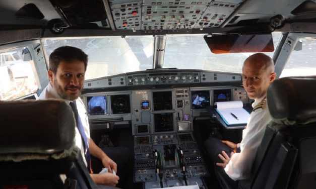 First Israeli commercial airline flies over Saudi and lands in Dubai