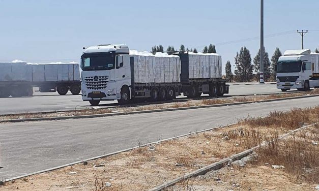 Hamas attacks aid trucks after Israel opens border for humanitarian aid into Gaza