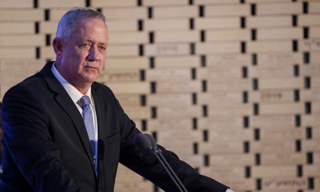 ‘The world needs to deal with Iran’ says Gantz as Israel readies for conflict