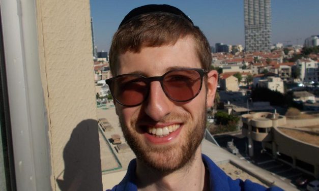 Brit arriving in Israel receives ‘welcome to Palestine’ text from EE