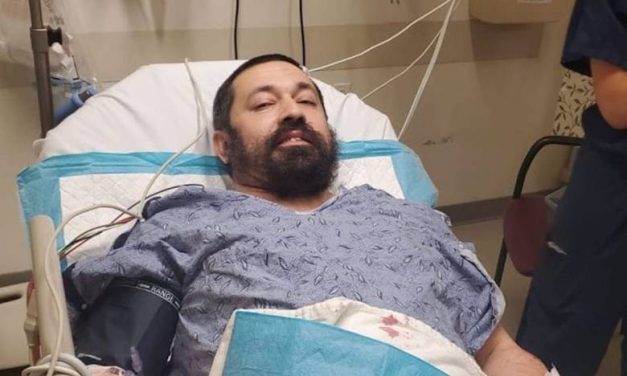 US: Rabbi stabbed multiple times outside Jewish school