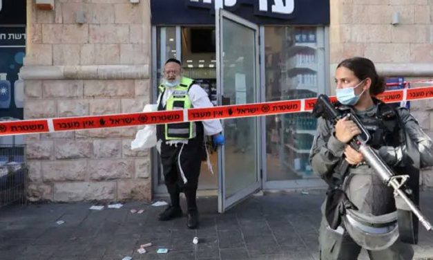 Two injured in Jerusalem bus station terror stabbing