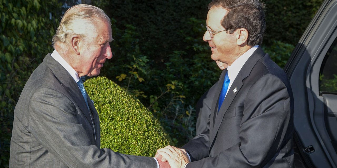 Israel’s President meets Prince Charles to discuss importance of UK-Israel ties, the climate and Holocaust education