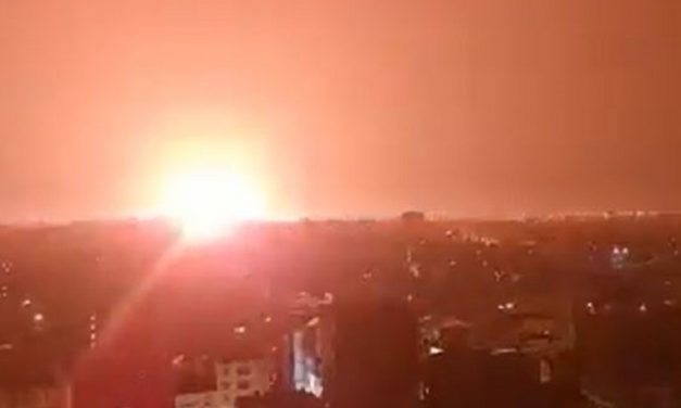 Missiles fired from Gaza land near Tel Aviv; IDF responds with airstrike on Hamas targets