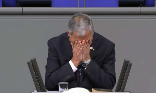 Israel’s Knesset Speaker tearfully recites ‘Kaddish’ prayer in German parliament
