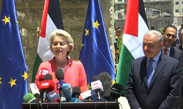EU resumes Palestinian aid despite no change of incitement in school textbooks