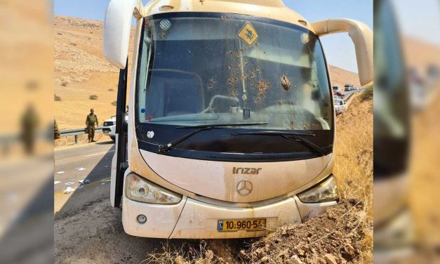 Palestinian terrorists shoot at Israeli bus injuring four Israeli soldiers