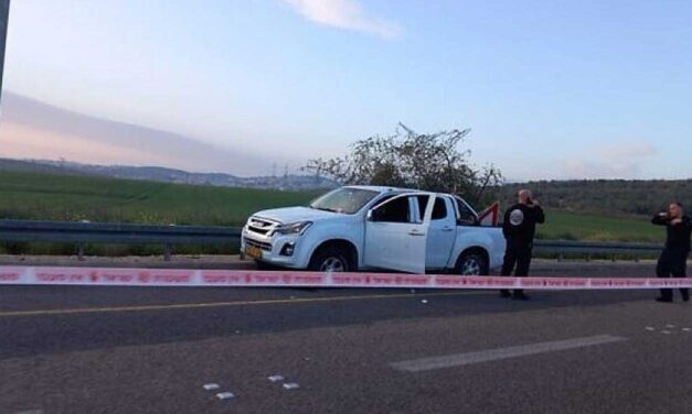 Israeli injured after Lebanese terrorist crosses border, plants bomb on highway