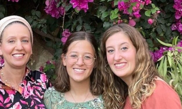 Palestinian killers of British-Israeli mum and daughters are shot dead by Israeli forces