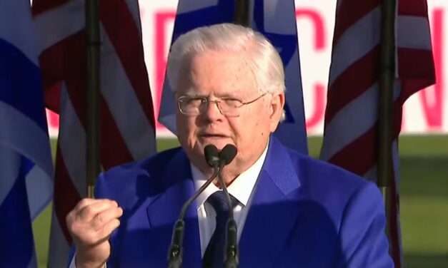 WATCH Pastor Hagee address ‘March for Israel’ rally: ‘You’re either for the Jews or not’