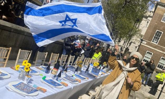 133 empty seats at Passover