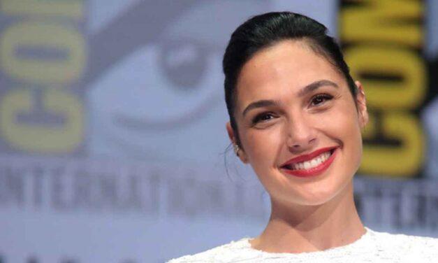 “I had to speak up” – Gal Gadot doubles down on support for Israel despite attempts to disrupt her Hollywood star ceremony